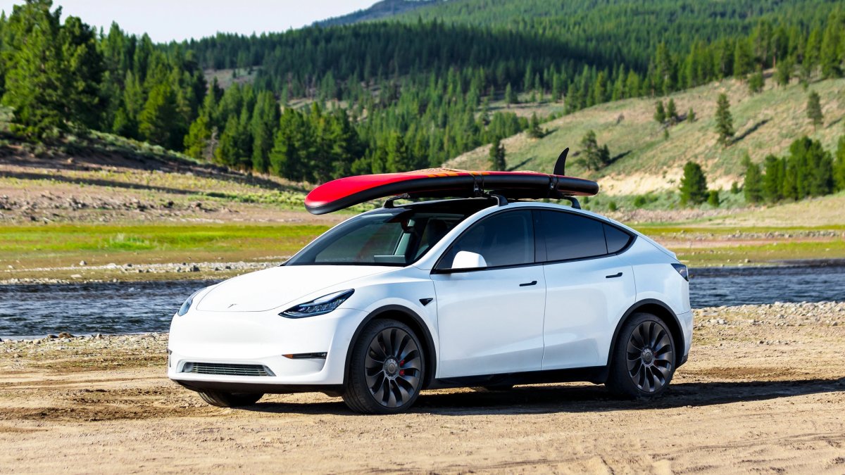 Tesla Recalls 20,349 Model 3 & Model Y in US