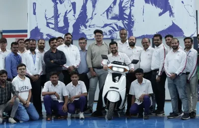 Kinetic DX E-scooter