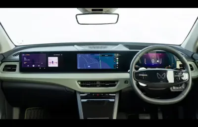 XEV 9S interior