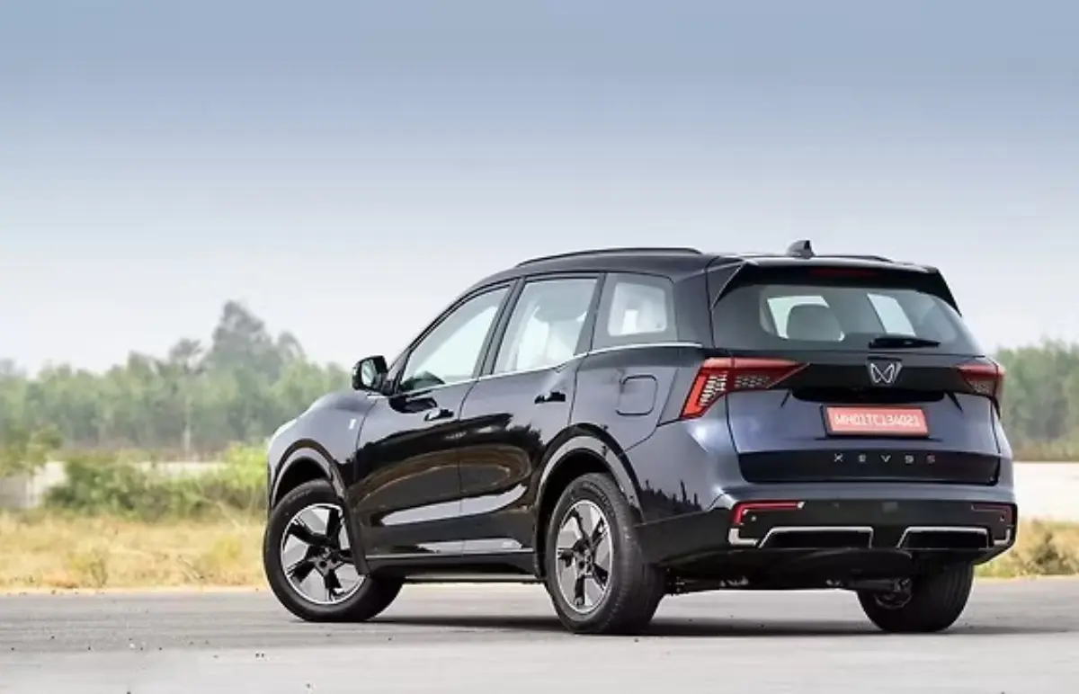 dark blue Mahindra XEV 9S electric SUV