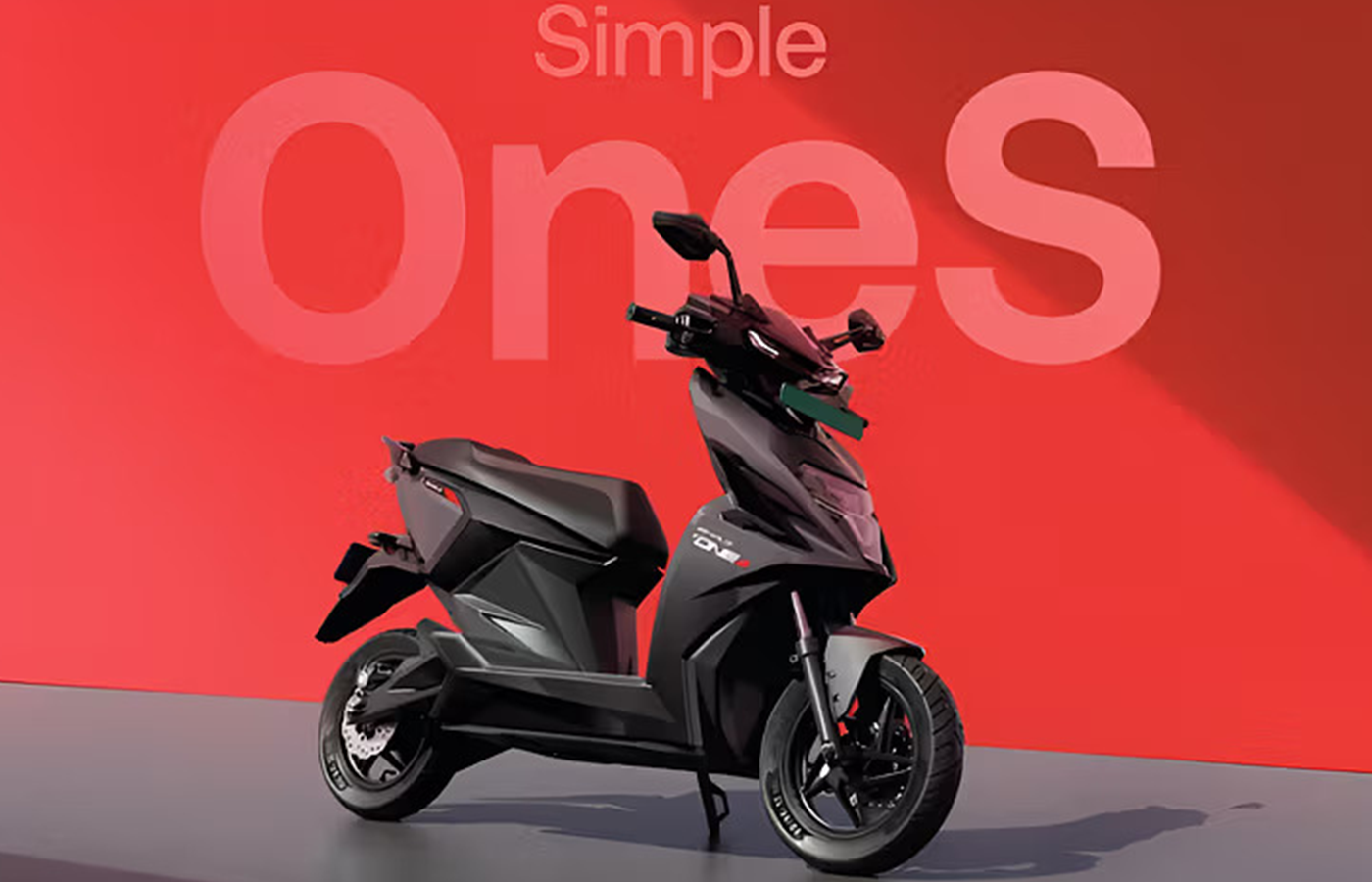 Simple Energy has launched the OneS Electric Scooter, with an impressive range of 181 kilometers. Featured Image